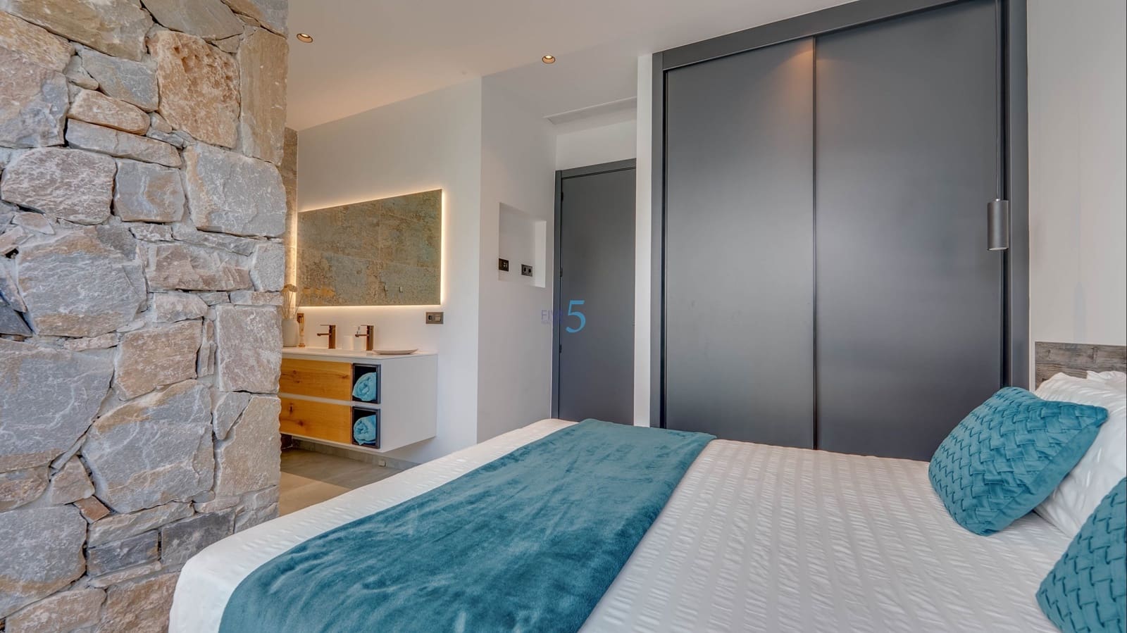 Chalet de 5 habitaciones en Ciudad Quesada en venta con piscina garaje - 725.000 € (Ref: 9838583)