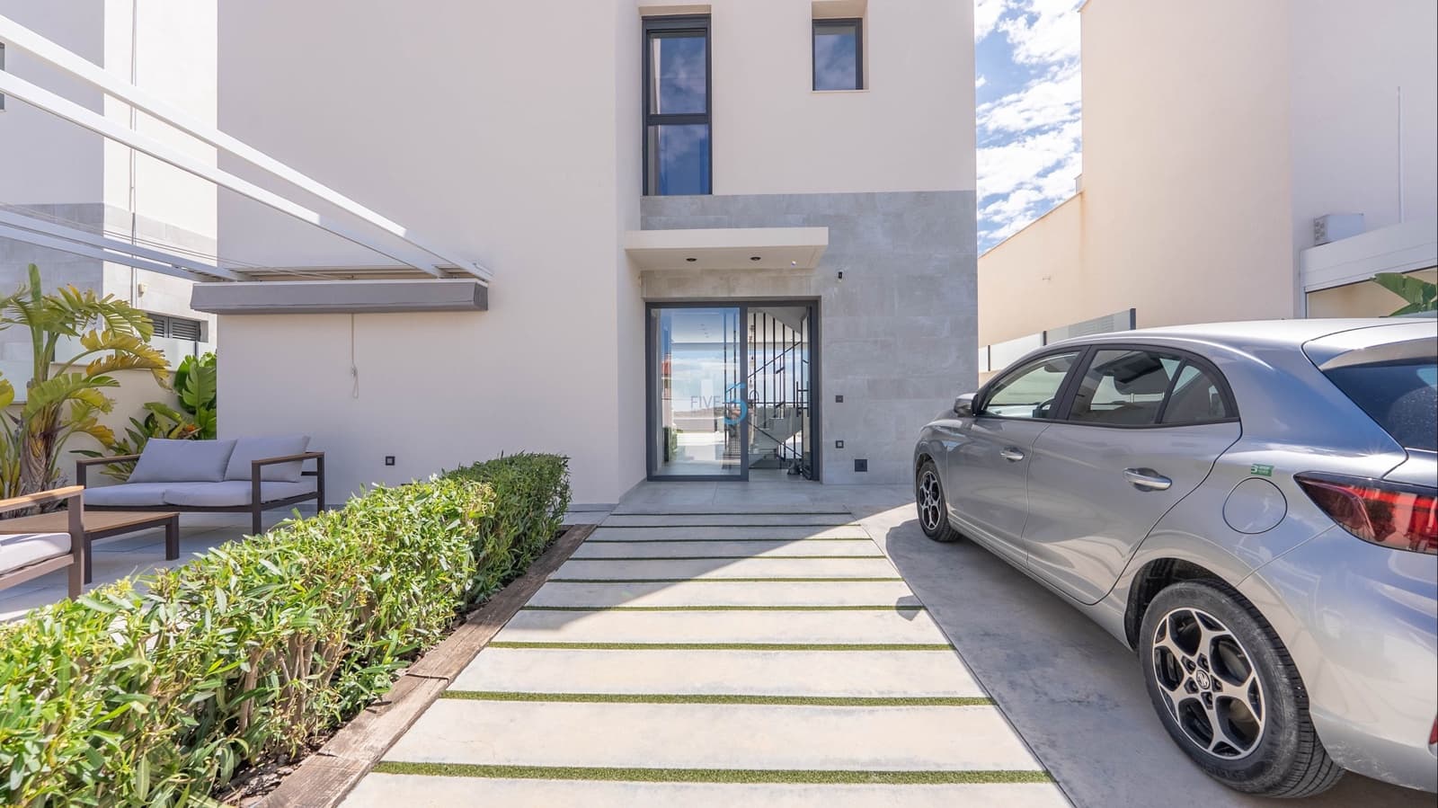 Chalet de 5 habitaciones en Ciudad Quesada en venta con piscina garaje - 725.000 € (Ref: 9838583)