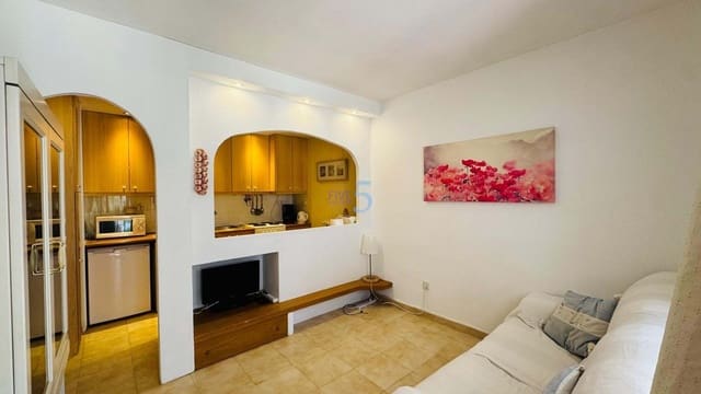 1 makuuhuone Huoneisto myytävänä paikassa Los Balcones mukana uima-altaan 
autotalli - 114 900 € (Ref: 9839727)
