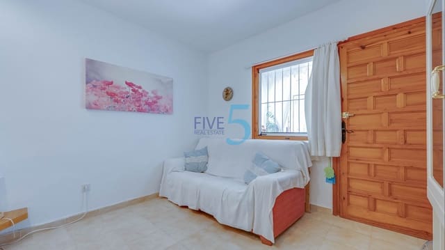 1 sypialnia Apartament na sprzedaż w Los Balcones z basenem garażem - 114 900 € (Ref: 9839727)