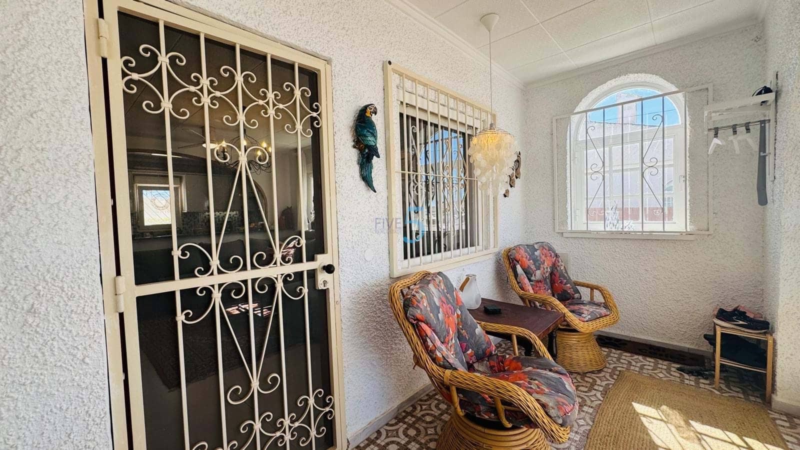 3 bedroom Villa for sale in Torrevieja with pool garage - € 399,900 (Ref: 9841323)