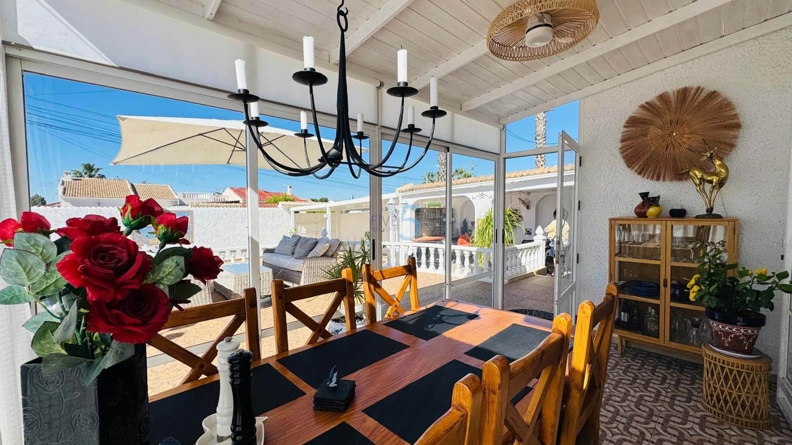 3 bedroom Villa for sale in Torrevieja with pool garage - € 399,900 (Ref: 9841323)