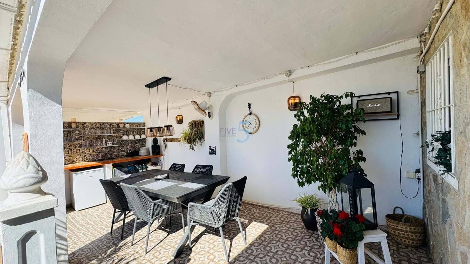 3 bedroom Villa for sale in Torrevieja with pool garage - € 399,900 (Ref: 9841323)