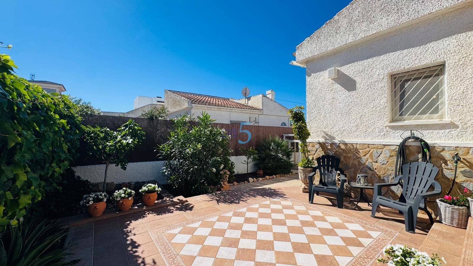 3 bedroom Villa for sale in Torrevieja with pool garage - € 399,900 (Ref: 9841323)