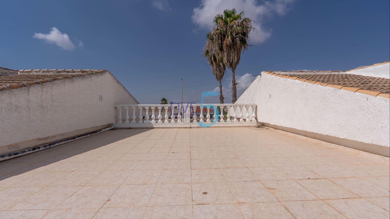 3 bedroom Villa for sale in Torrevieja with pool garage - € 399,900 (Ref: 9841323)