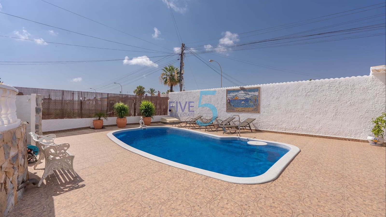 3 bedroom Villa for sale in Torrevieja with pool garage - € 399,900 (Ref: 9841323)