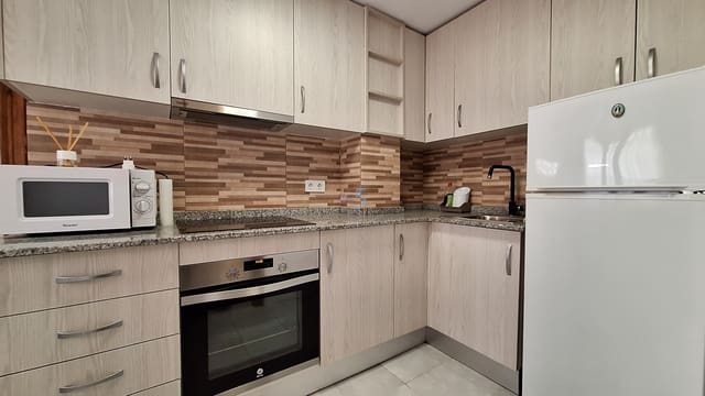 2 sovrum Lägenhet till salu i Torrevieja - 133 000 € (Ref: 9841324)