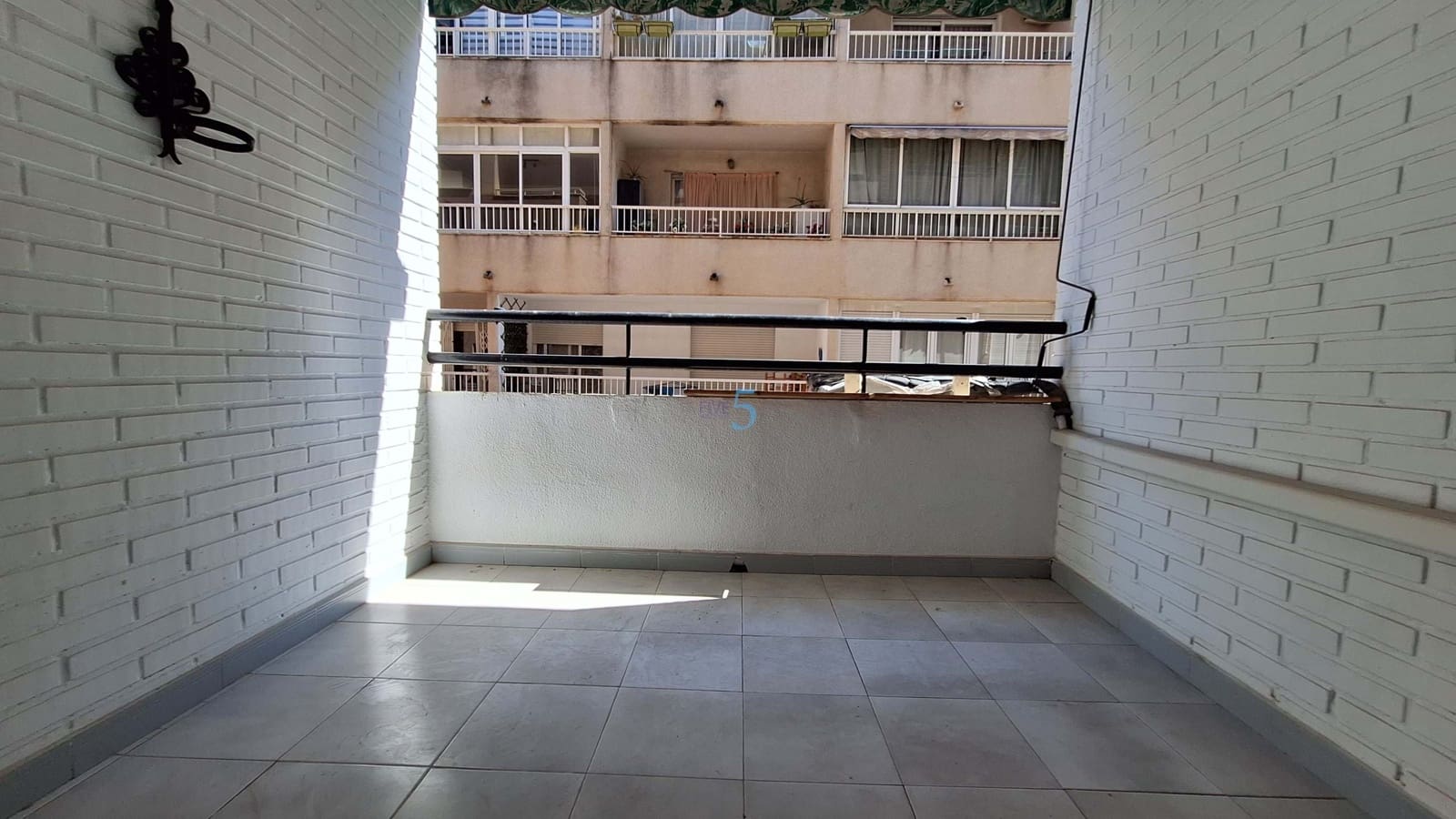 2 sovrum Lägenhet till salu i Torrevieja - 133 000 € (Ref: 9841324)