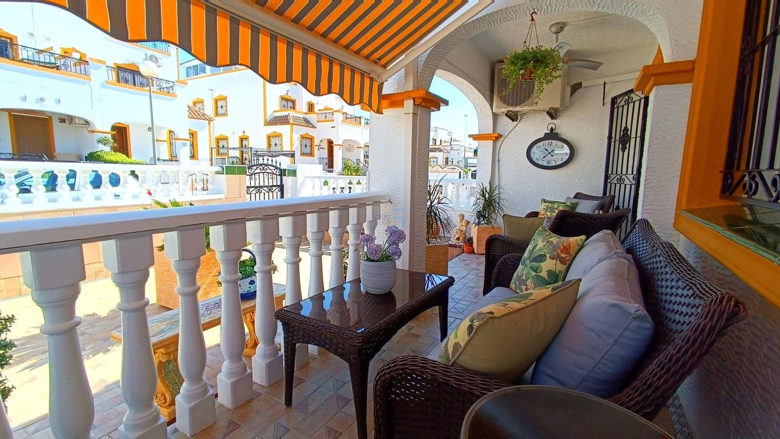 3 bedroom Villa for sale in Vistabella with pool - € 195,000 (Ref: 9841768)