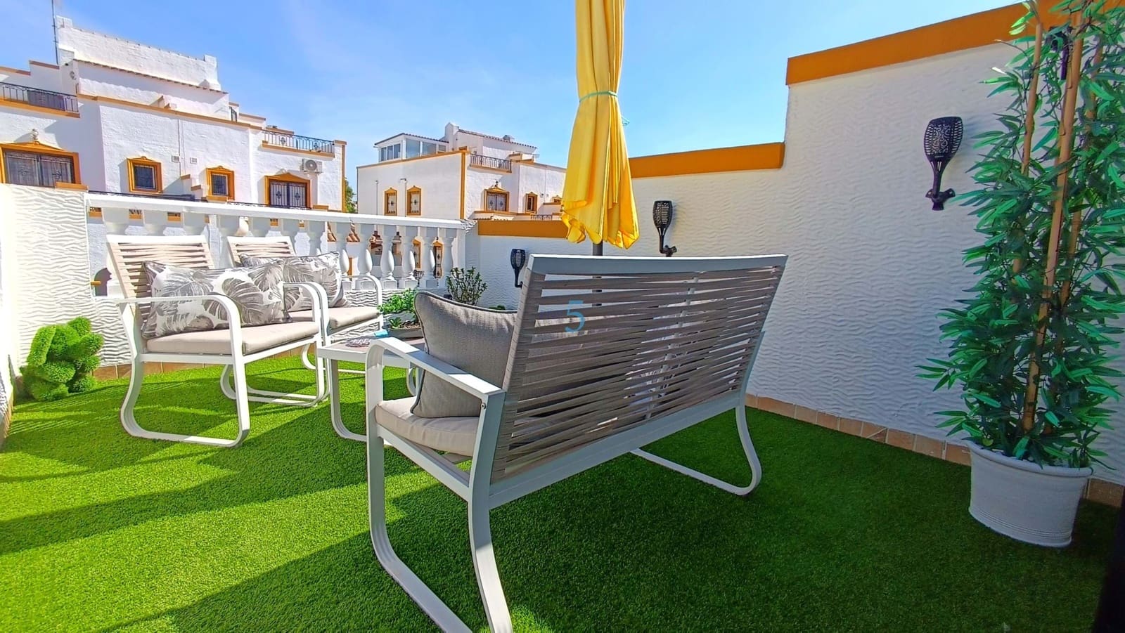 3 bedroom Villa for sale in Vistabella with pool - € 195,000 (Ref: 9841768)