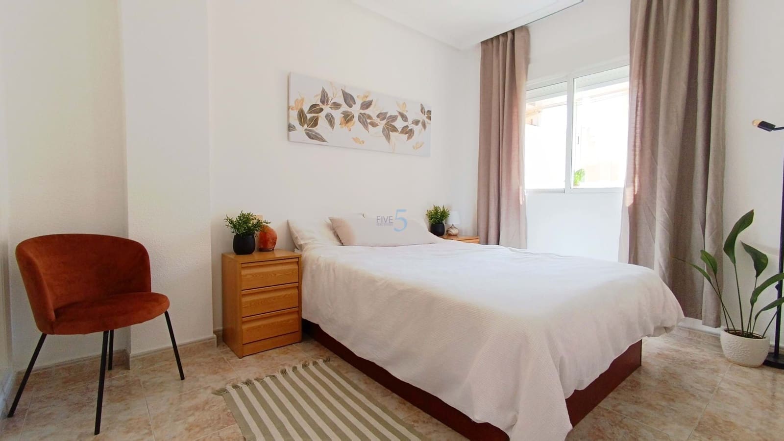 2 soverom Leilighet til salgs i Torrevieja med svømmebasseng - € 135 000 (Ref: 9841769)