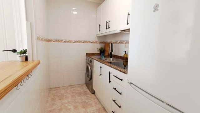 2 soverom Leilighet til salgs i Torrevieja med svømmebasseng - € 135 000 (Ref: 9841769)