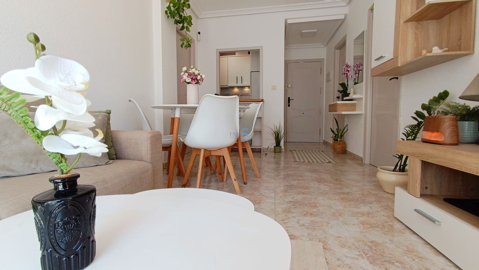 2 soverom Leilighet til salgs i Torrevieja med svømmebasseng - € 135 000 (Ref: 9841769)