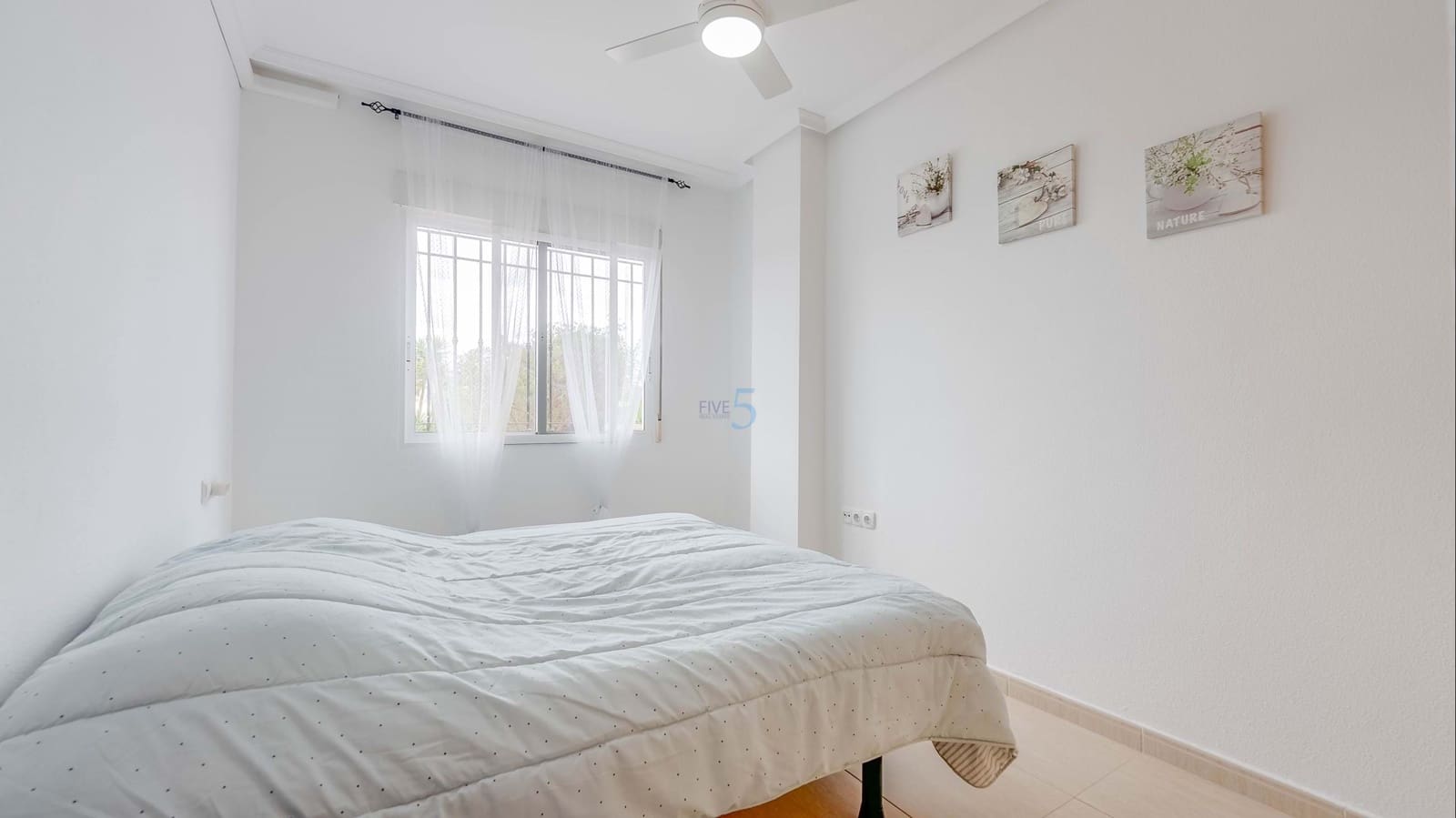 2 bedroom Apartment for sale in Los Montesinos with pool garage - € 139,995 (Ref: 9841961)