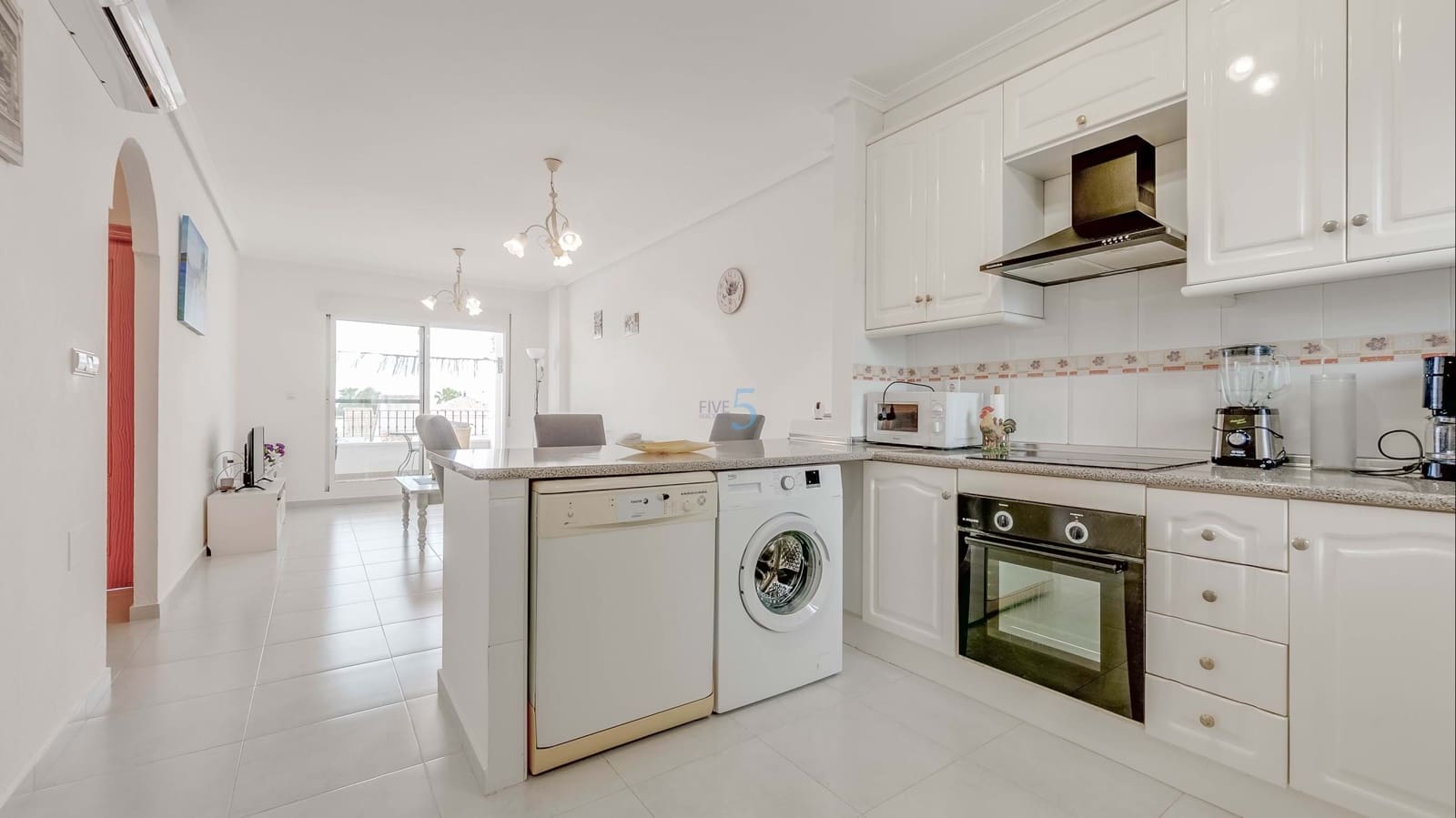 2 bedroom Apartment for sale in Los Montesinos with pool garage - € 139,995 (Ref: 9841961)