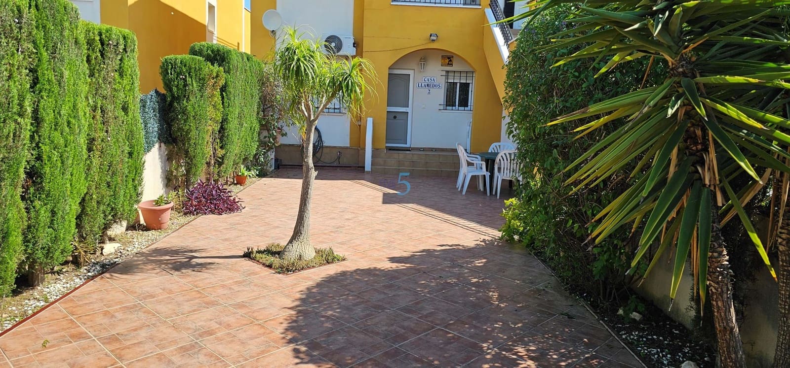 2 bedroom Apartment for sale in Los Montesinos with pool garage - € 139,995 (Ref: 9841961)