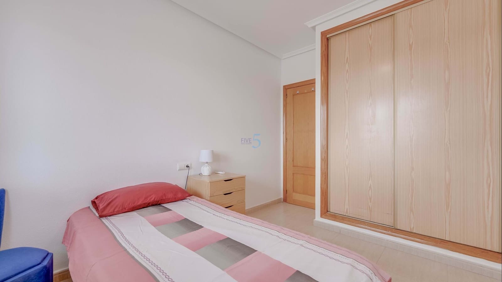 2 bedroom Apartment for sale in Los Montesinos with pool garage - € 139,995 (Ref: 9841961)