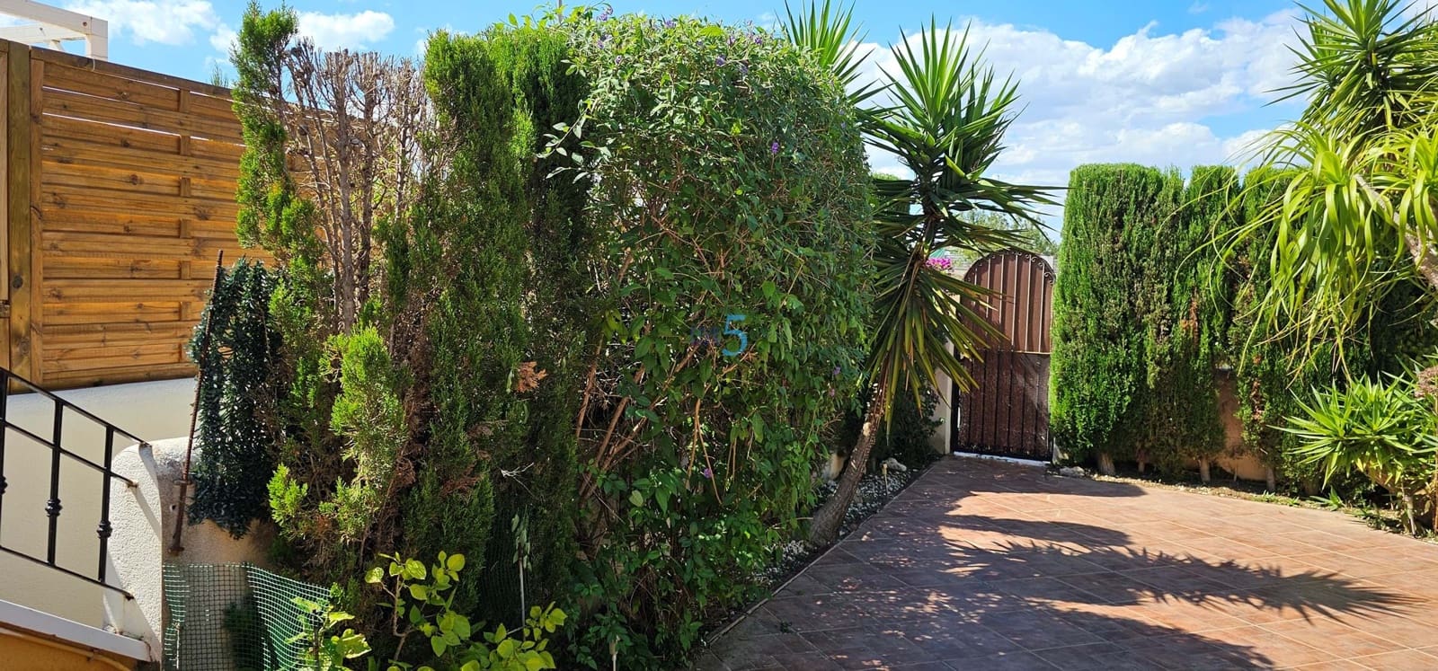 2 bedroom Apartment for sale in Los Montesinos with pool garage - € 139,995 (Ref: 9841961)