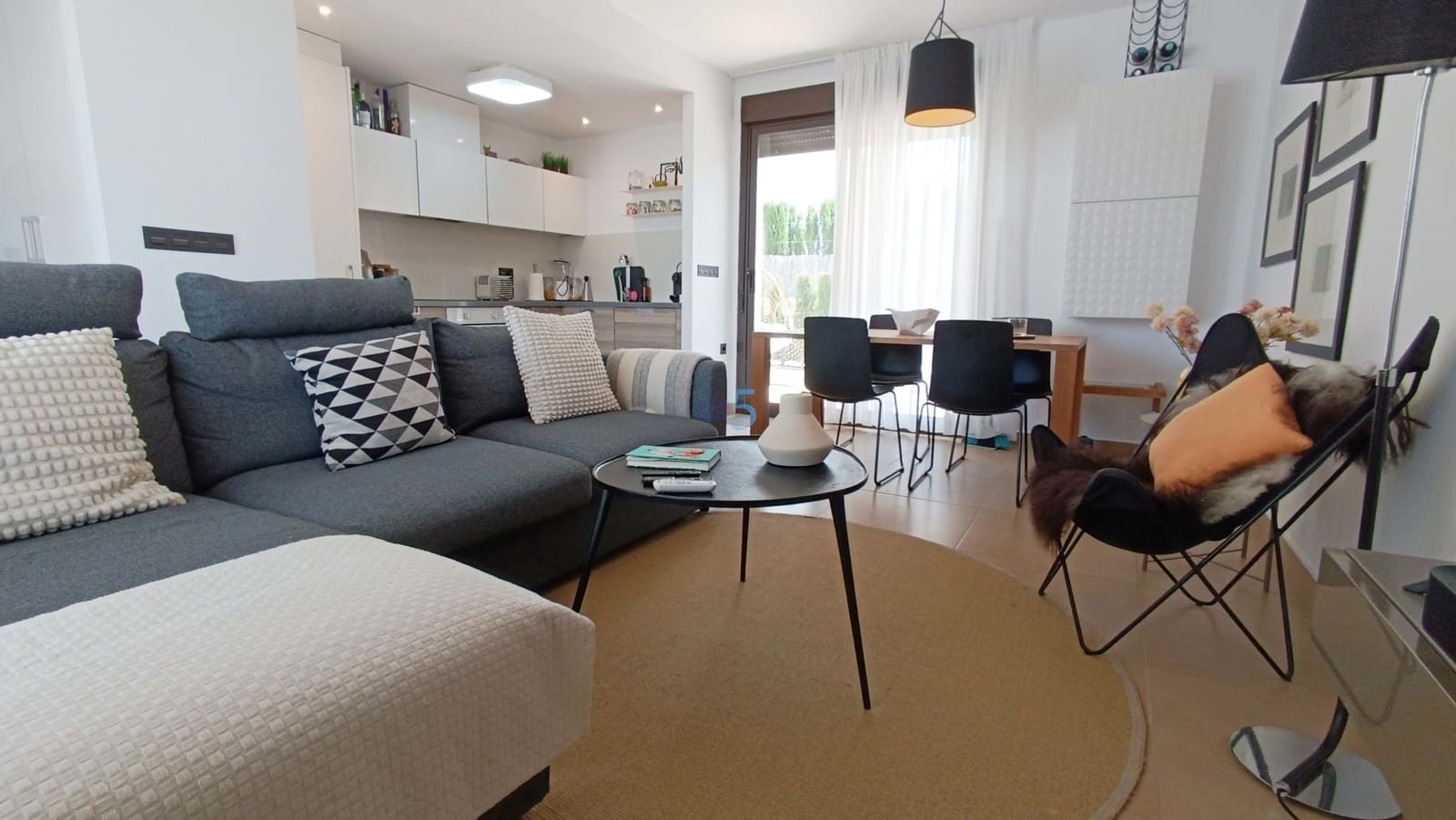 2 soverom Leilighet til salgs i Algorfa med svømmebasseng garasje - € 275 000 (Ref: 9841962)