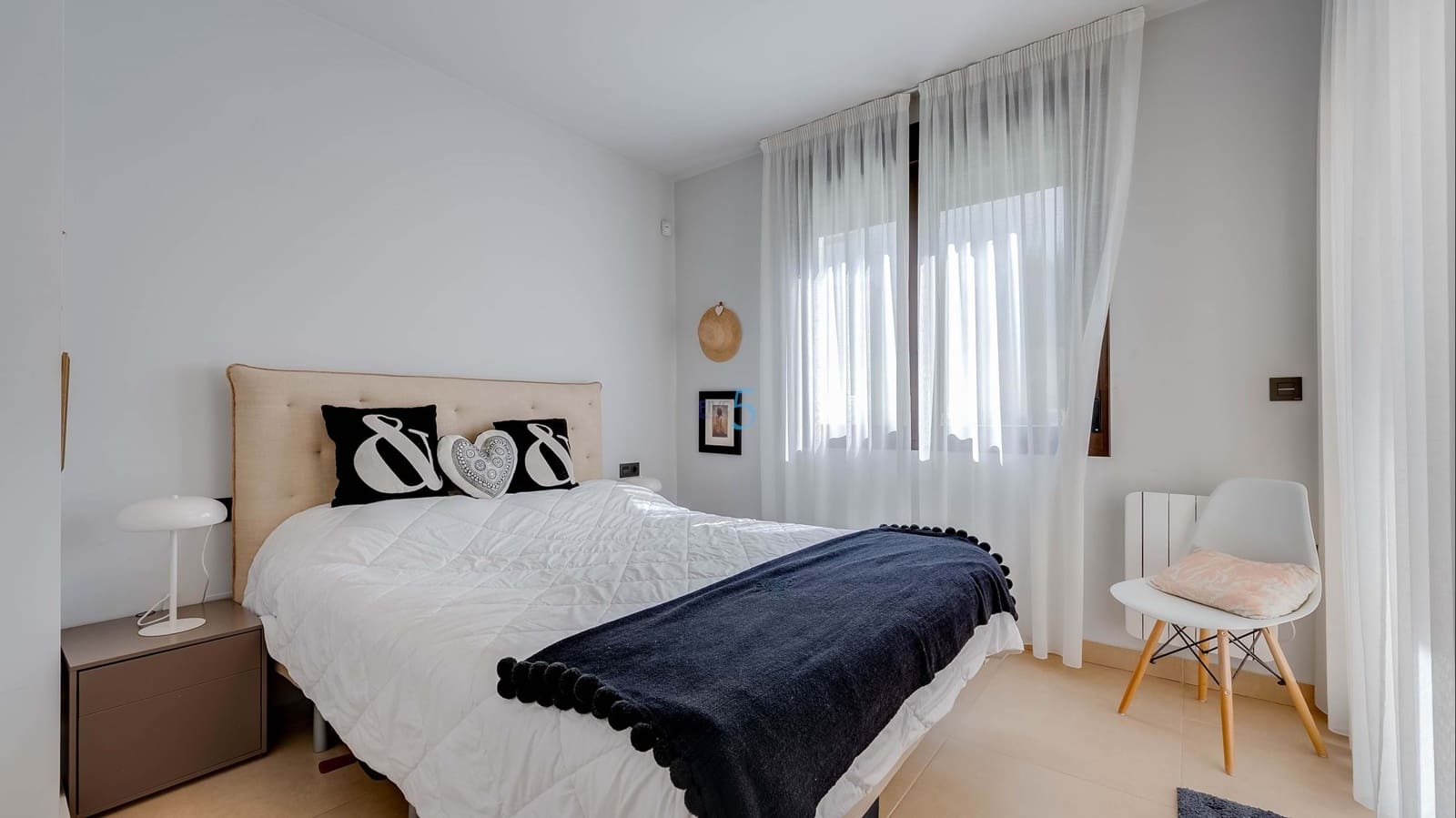 2 soverom Leilighet til salgs i Algorfa med svømmebasseng garasje - € 275 000 (Ref: 9841962)