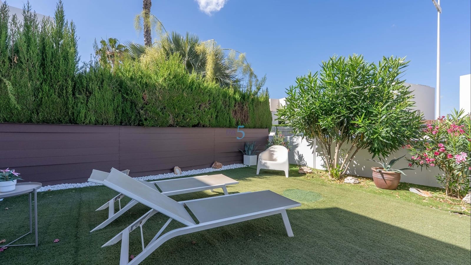 2 soverom Leilighet til salgs i Algorfa med svømmebasseng garasje - € 275 000 (Ref: 9841962)