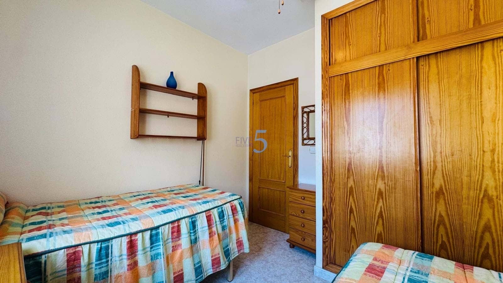 3 camera da letto Casa in vendita in Playa Flamenca con piscina garage - 210.000 € (Rif: 9841963)
