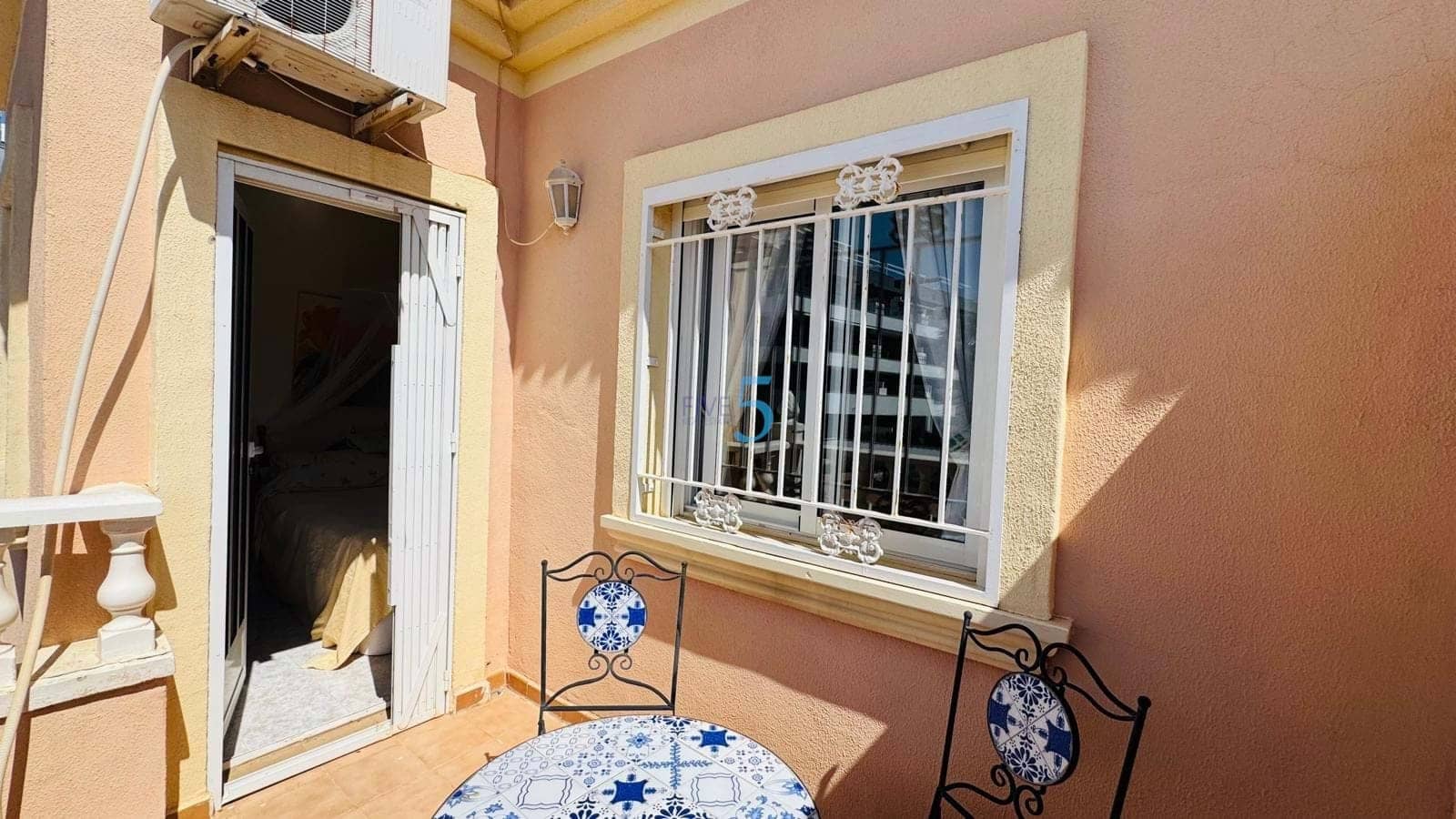 3 camera da letto Casa in vendita in Playa Flamenca con piscina garage - 210.000 € (Rif: 9841963)