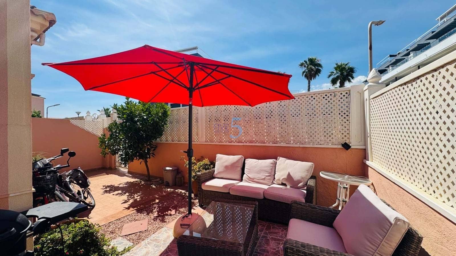 3 camera da letto Casa in vendita in Playa Flamenca con piscina garage - 210.000 € (Rif: 9841963)