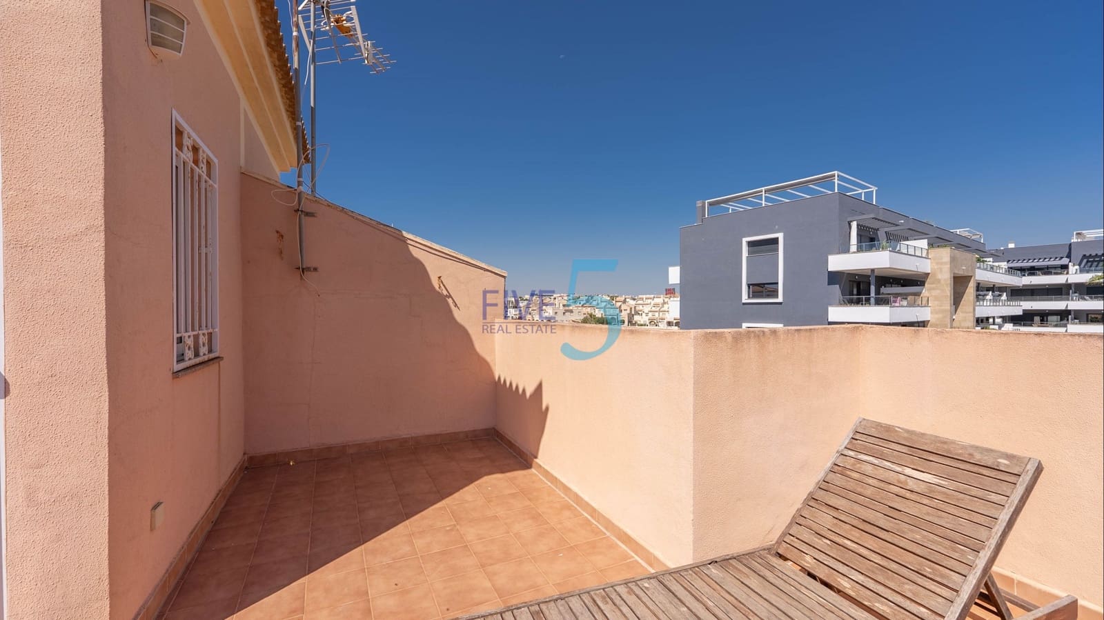 3 bedroom Townhouse for sale in Playa Flamenca with pool garage - € 210,000 (Ref: 9841963)