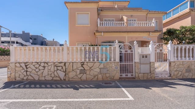 3 sovrum Hus till salu i Playa Flamenca, Orihuela med pool garage - 210 000 € (Ref: 9841963)