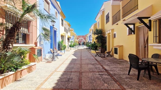 3 soveværelse Byhus til salg i Roda, San Javier med swimmingpool - € 260.000 (Ref: 9844016)
