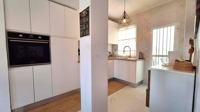 2 bedroom Penthouse for sale in Torrevieja - € 177,000 (Ref: 9844503)