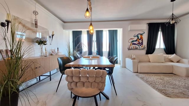 2 bedroom Penthouse for sale in Torrevieja - € 177,000 (Ref: 9844503)