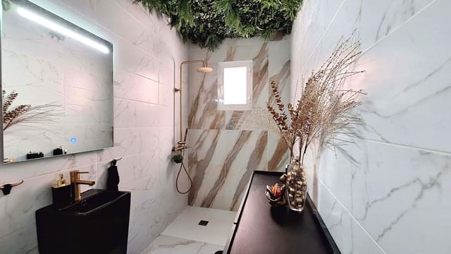 2 bedroom Penthouse for sale in Torrevieja - € 177,000 (Ref: 9844503)