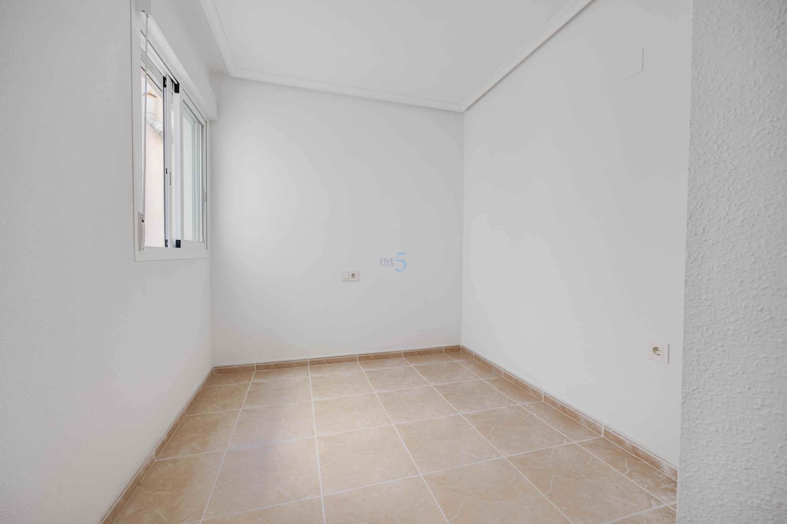 2 bedroom Apartment for sale in San Fulgencio with pool - € 146,000 (Ref: 9844507)