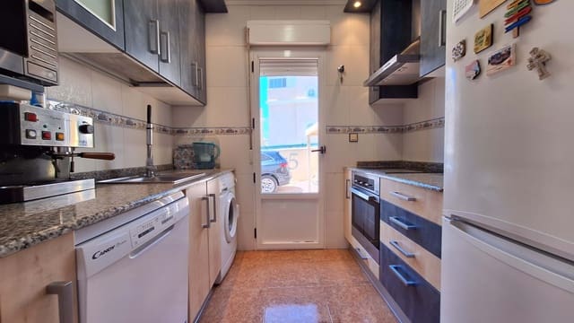 3 Zimmer Villa zu verkaufen in Dream Hills, Orihuela mit Pool Garage - 255.000 € (Ref: 9844692)