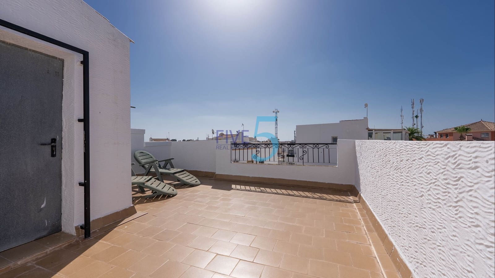 3 bedroom Villa for sale in Dream Hills with pool garage - € 255,000 (Ref: 9844692)