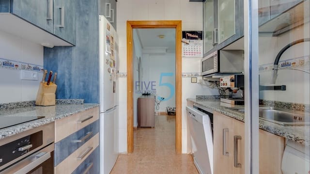 3 makuuhuone Huvila myytävänä paikassa Dream Hills, Orihuela mukana uima-altaan 
autotalli - 255 000 € (Ref: 9844692)