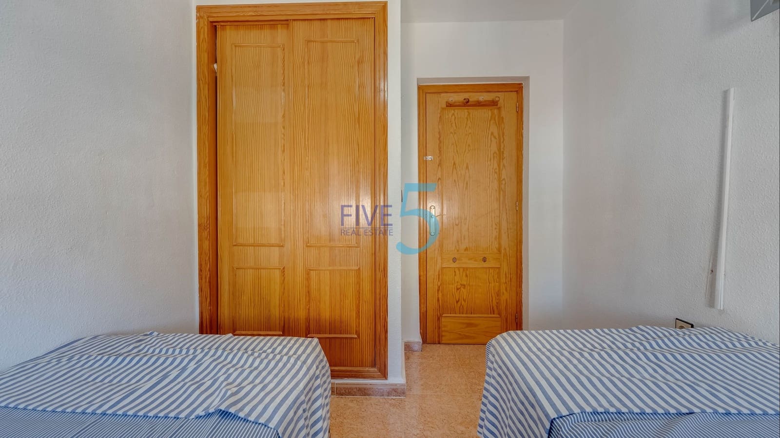 3 bedroom Villa for sale in Dream Hills with pool garage - € 255,000 (Ref: 9844692)