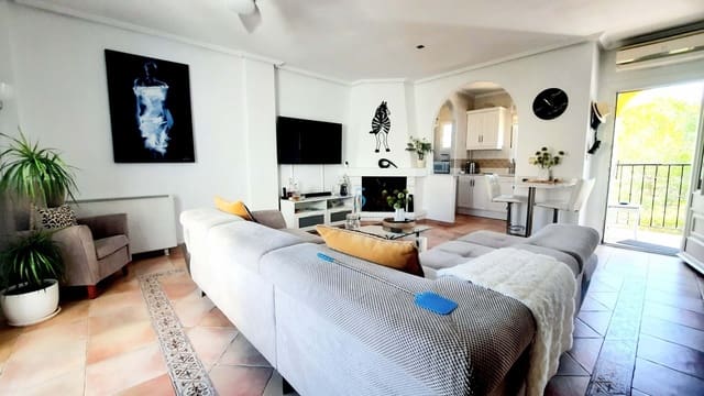 2 bedroom Apartment for sale in Pinar de Campoverde, Pilar de la Horadada with pool - € 167,999 (Ref: 9844694)