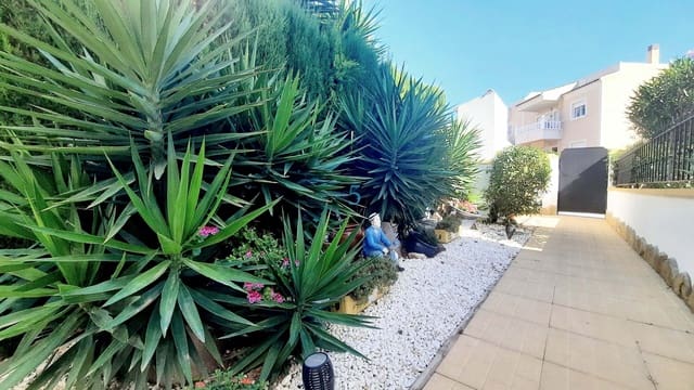 2 bedroom Apartment for sale in Pinar de Campoverde, Pilar de la Horadada with pool - € 167,999 (Ref: 9844694)