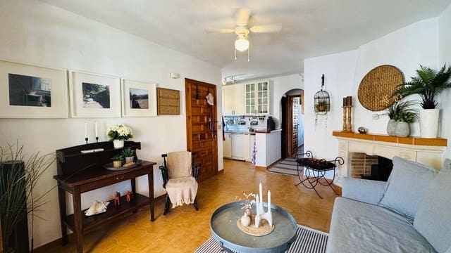 2 soveværelse Lejlighed til salg i Villamartin, Orihuela med swimmingpool garage - € 229.000 (Ref: 9847749)
