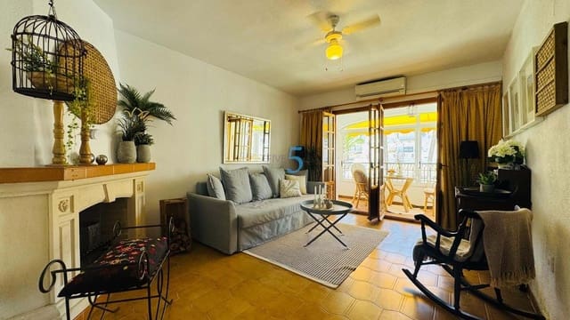 2 soveværelse Lejlighed til salg i Villamartin, Orihuela med swimmingpool garage - € 229.000 (Ref: 9847749)