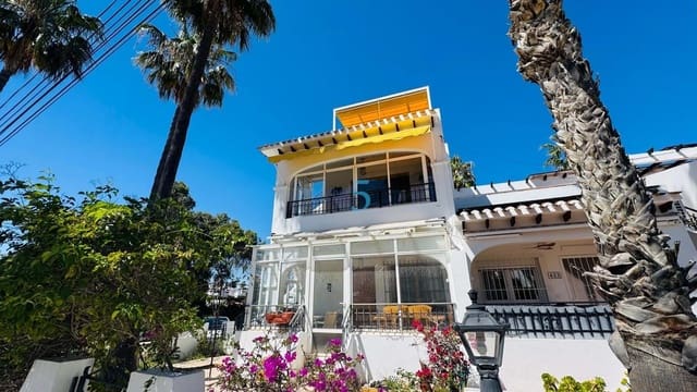2 soveværelse Lejlighed til salg i Villamartin, Orihuela med swimmingpool garage - € 229.000 (Ref: 9847749)