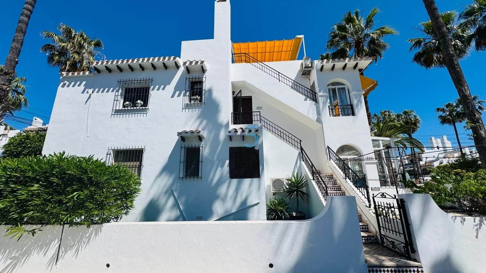 2 soveværelse Lejlighed til salg i Villamartin med swimmingpool garage - € 229.000 (Ref: 9847749)