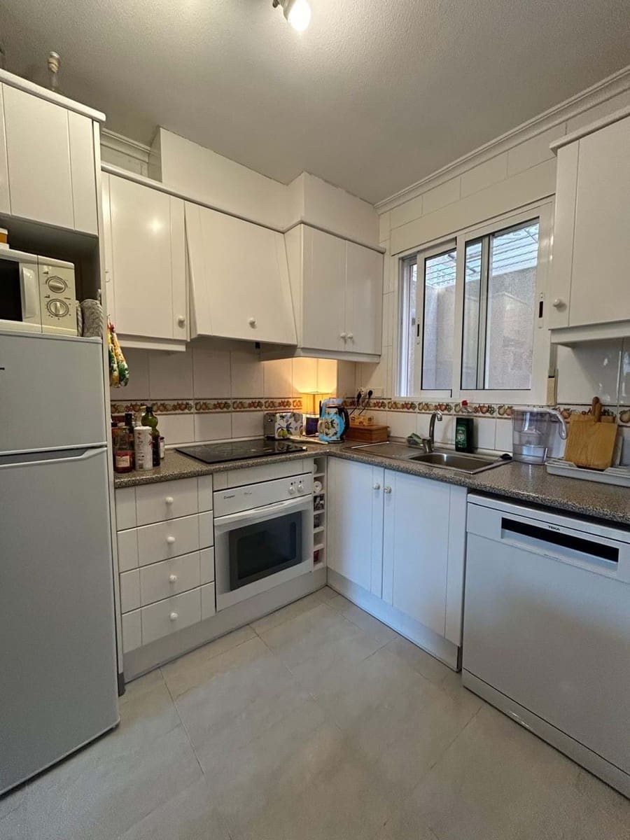 3 slaapkamer Huis te koop in Playa Flamenca met zwembad garage - € 199.000 (Ref: 9848252)