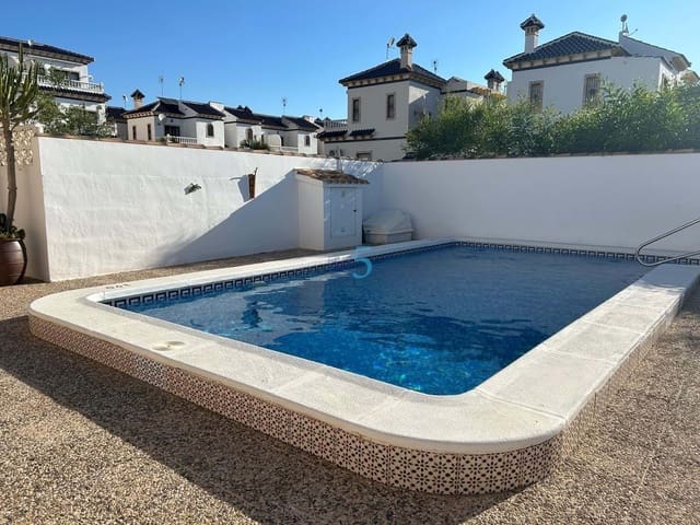 3 slaapkamer Huis te koop in Playa Flamenca, Orihuela met zwembad garage - € 199.000 (Ref: 9848252)
