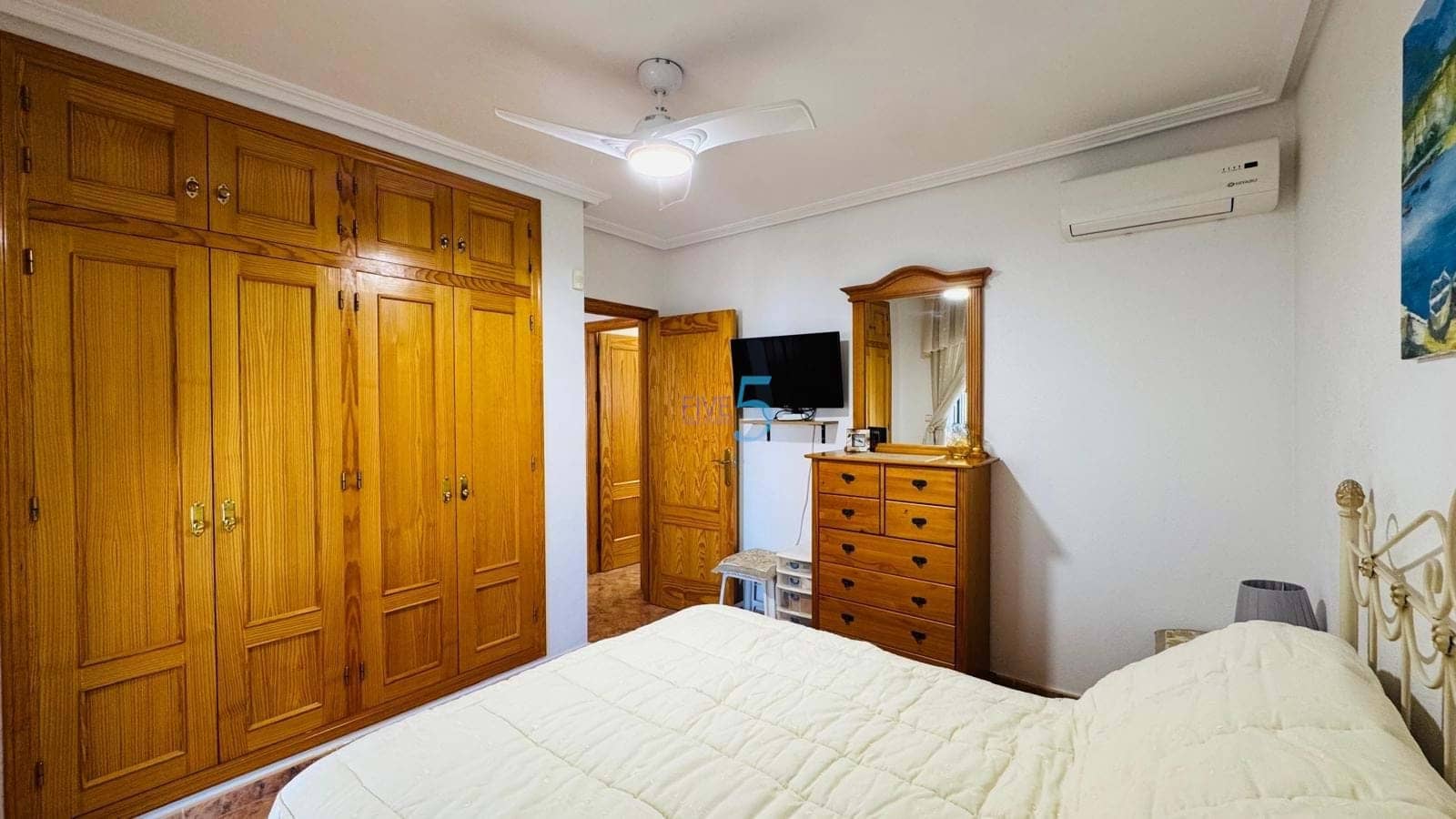 2 makuuhuone Omakotitalo myytävänä paikassa La Zenia mukana uima-altaan - 249 950 € (Ref: 9849931)