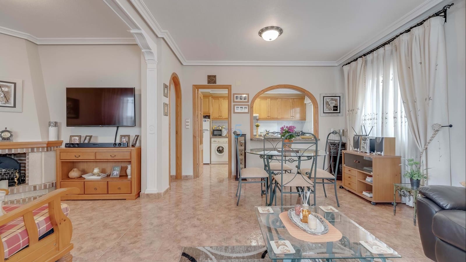 2 soveværelse Byhus til salg i La Zenia med swimmingpool - € 249.950 (Ref: 9849931)