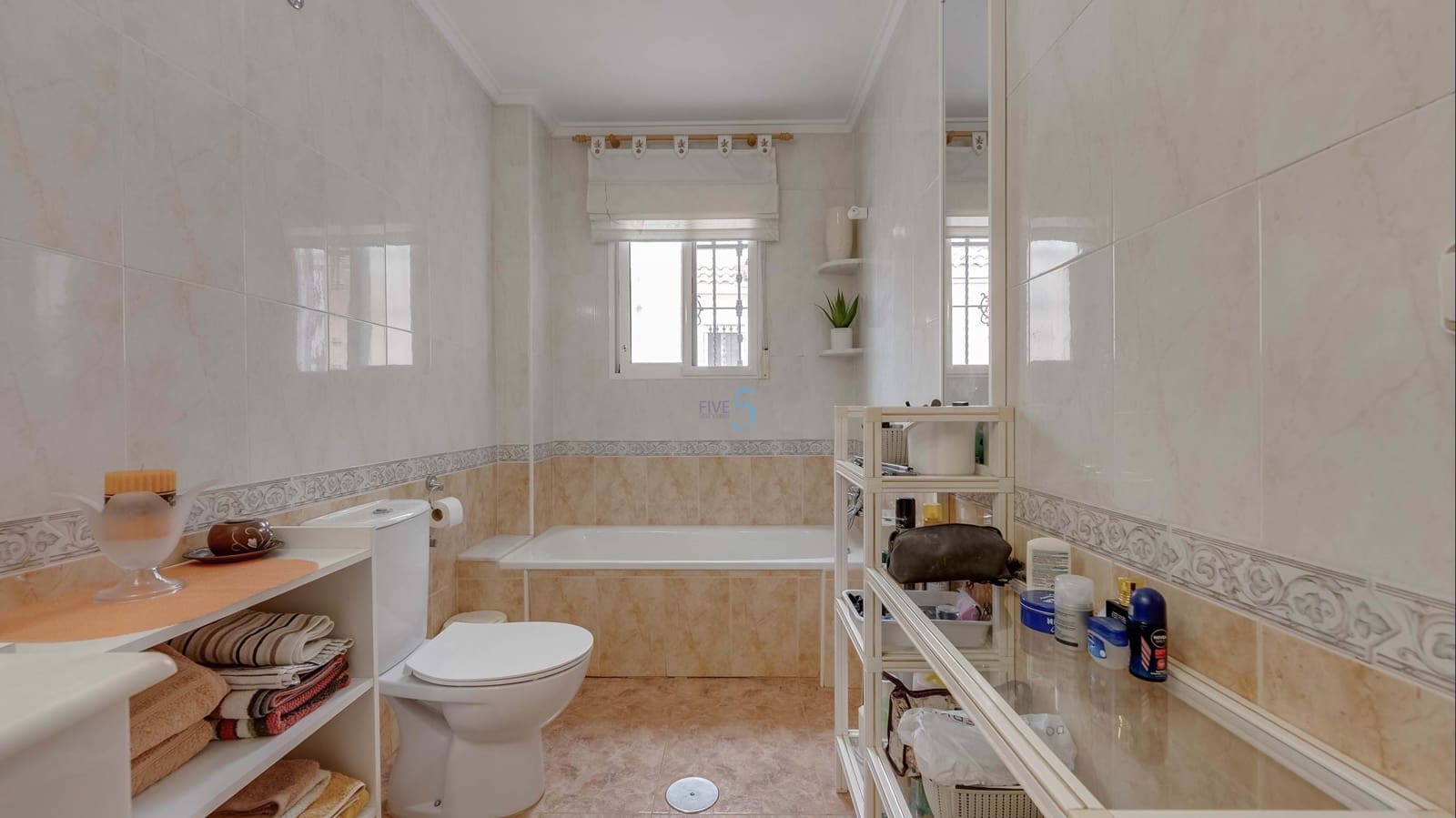2 soveværelse Byhus til salg i La Zenia med swimmingpool - € 249.950 (Ref: 9849931)